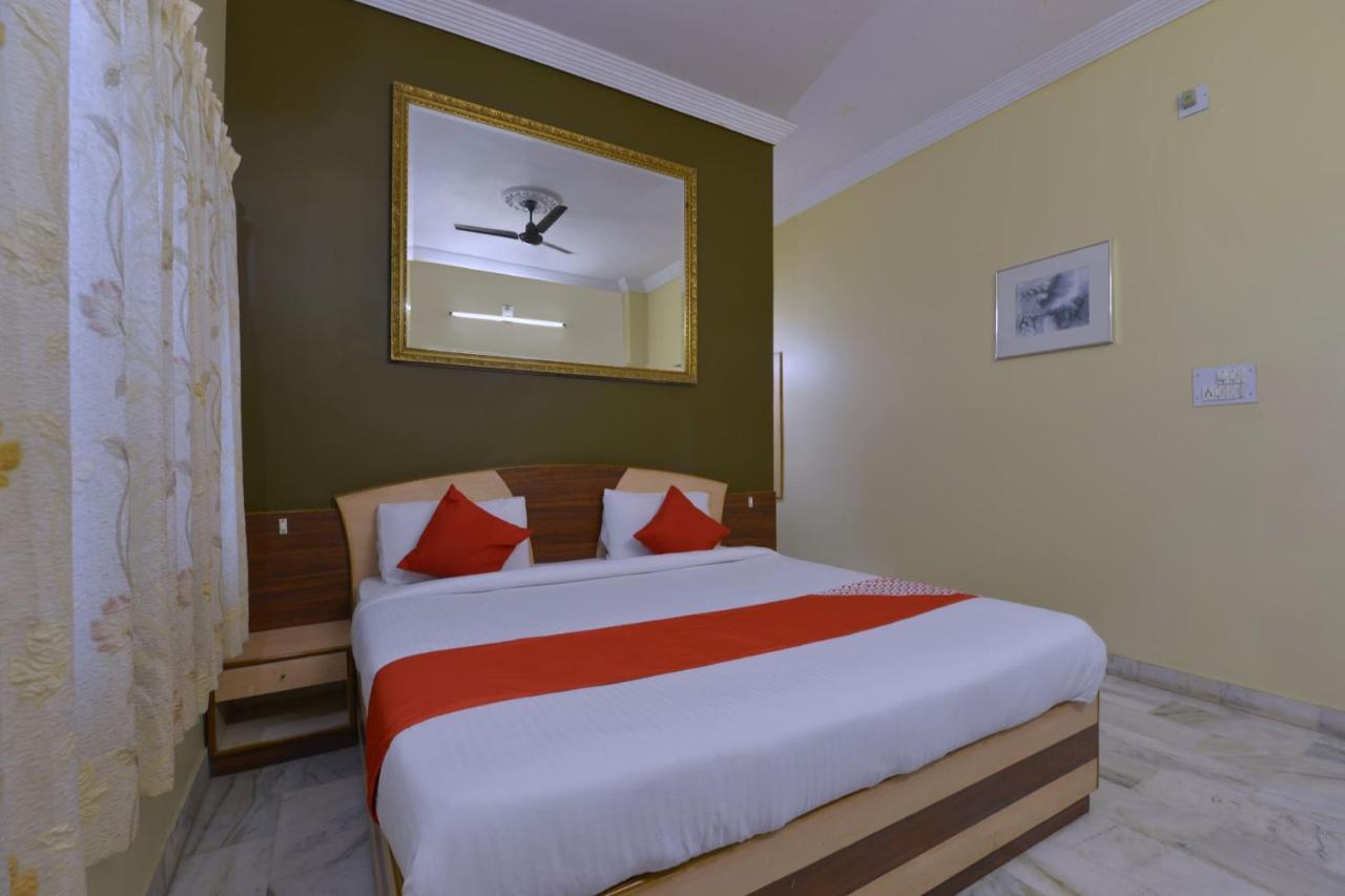 Oyo 10499 Hotel Shiv Shakti Kivarli Exteriör bild